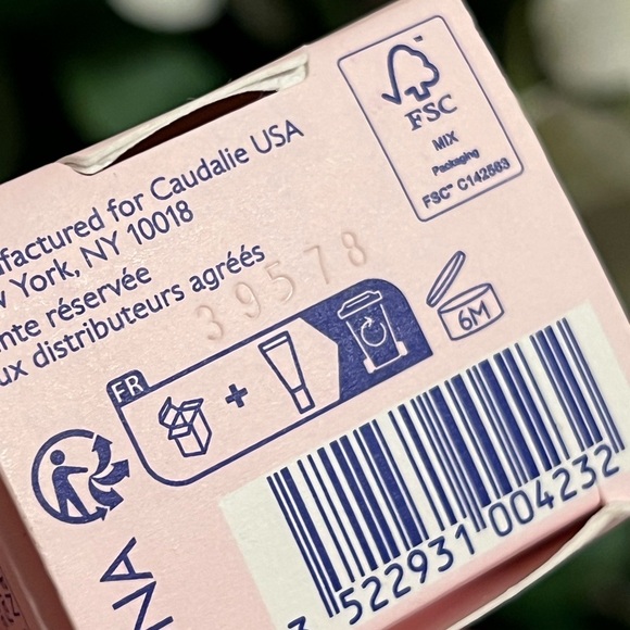 CAUDALIE • RESVERATROL-LIFT • FIRMING EYE GEL CREAM - Picture 2 of 5